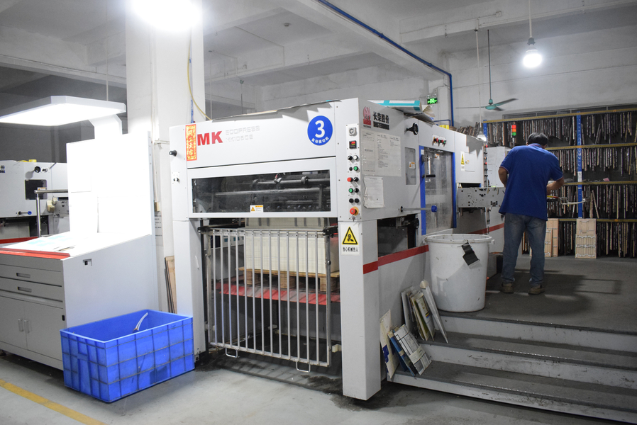 GUANGZHOU YM PACKAGE PRODUCTS CO.,LTD. निर्माता उत्पादन लाइन