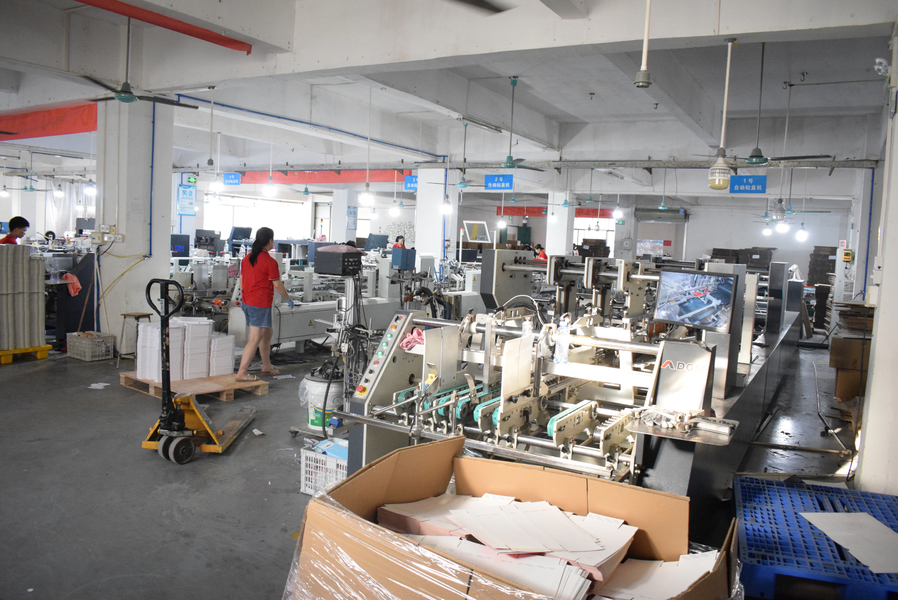 GUANGZHOU YM PACKAGE PRODUCTS CO.,LTD. निर्माता उत्पादन लाइन